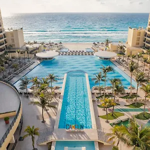 The Royal Sands & 5* Cancún