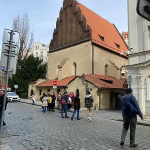 https://golem.praguehotelsweb.com